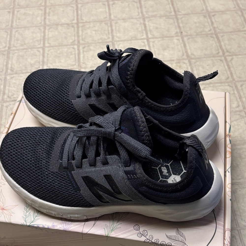New Balance Women’s Gray and Black Sneakers